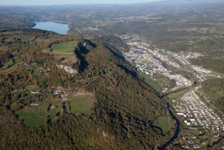 vue-aerienne-bort-les-orgues-19110